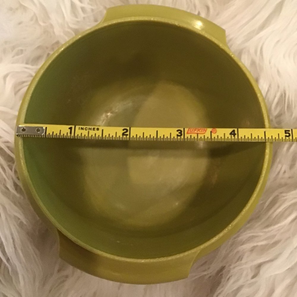 Vintage Tupperware Lidded Bowl - Picture 4 of 4